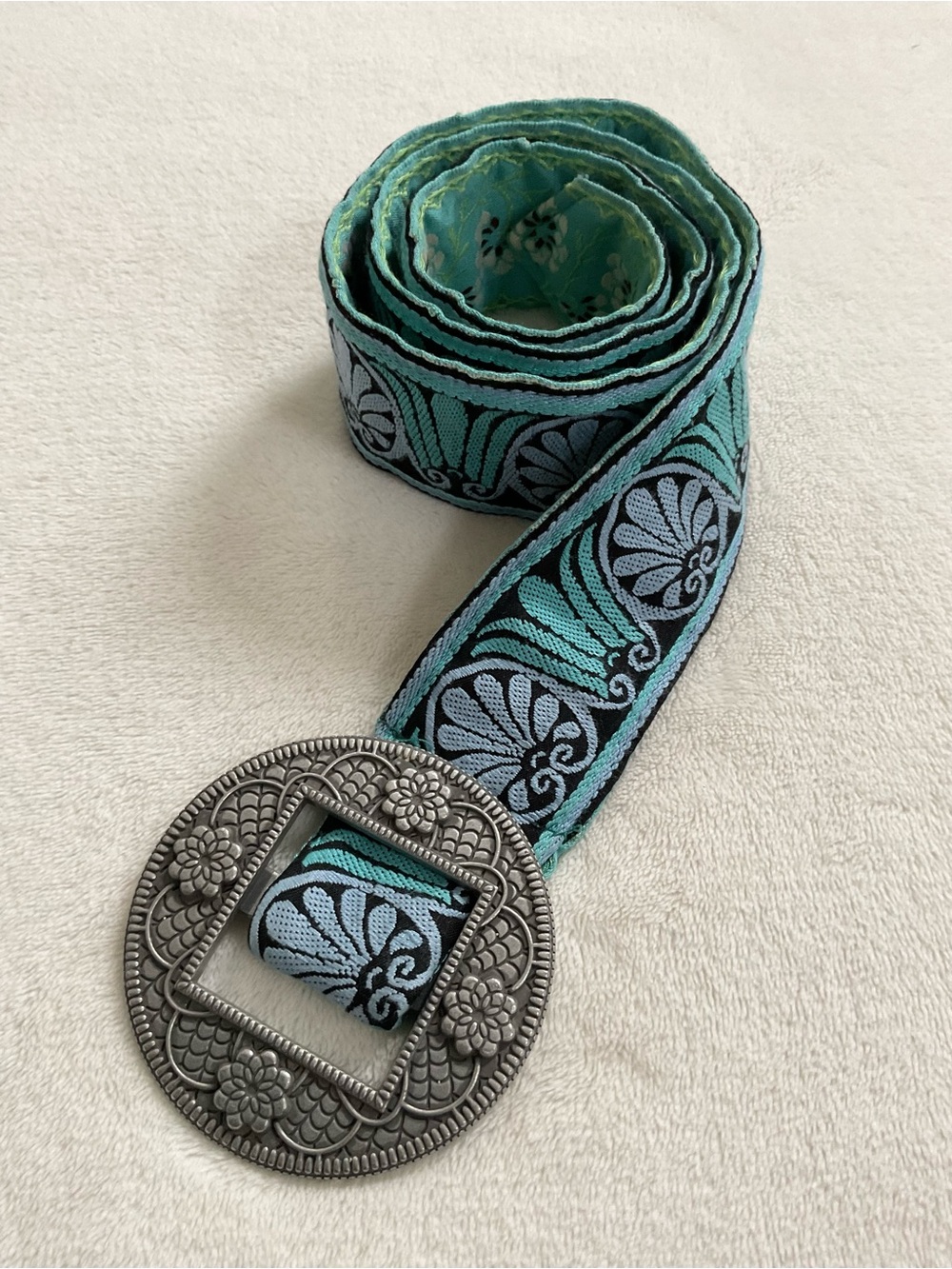 Hadley Pollet Reversible Jacquard Belt Ornate Silver Medallion Buckle 34.5"